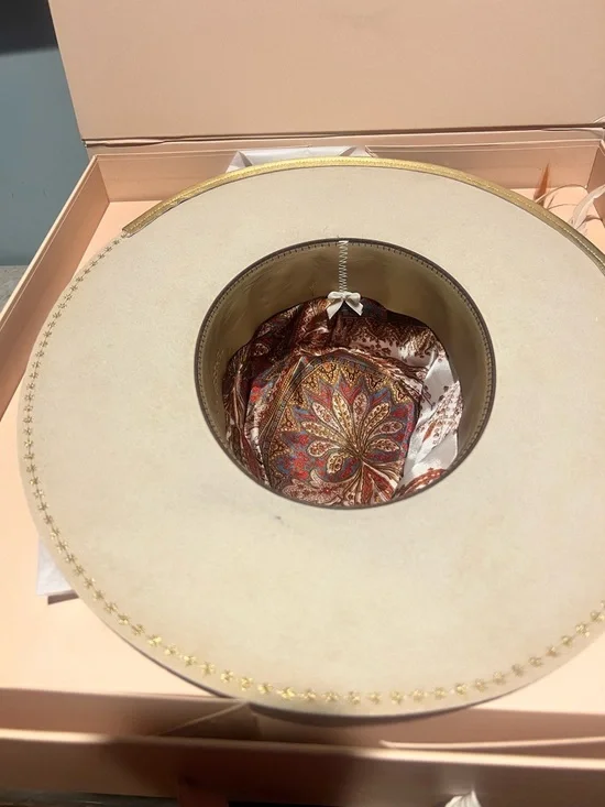 Teressa Foglia - Lace Hat - New in Box - Sz -7 3/8 - Picture 10 of 11